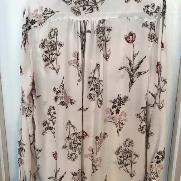 LOFT Tops - LOFT Blouse